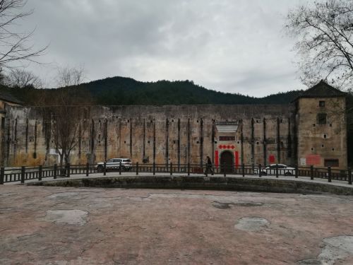 龙南客家酒堡旅行图片 3