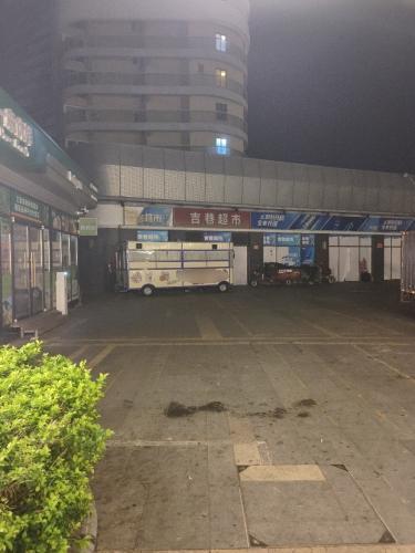 吉巷超市(崖洲一号店)