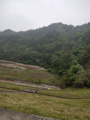 神泉湖风景区旅行图片 1