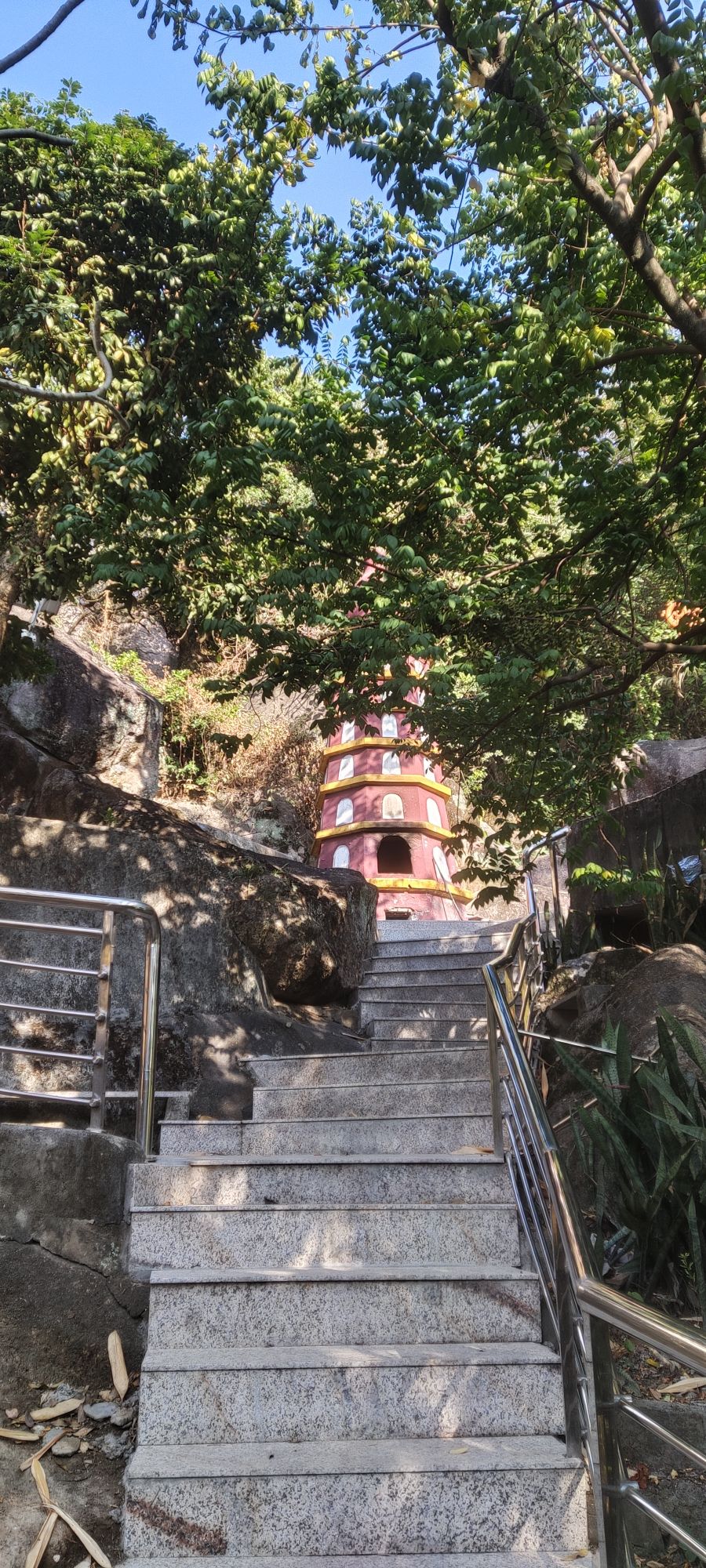 石佛寺实景照片