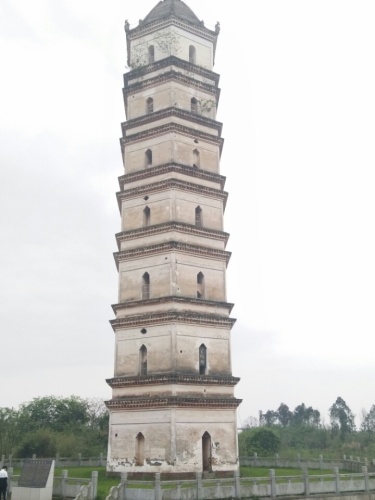 万魁塔旅行图片 3