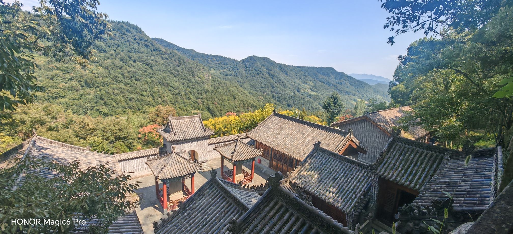 宝堂寺实景照片