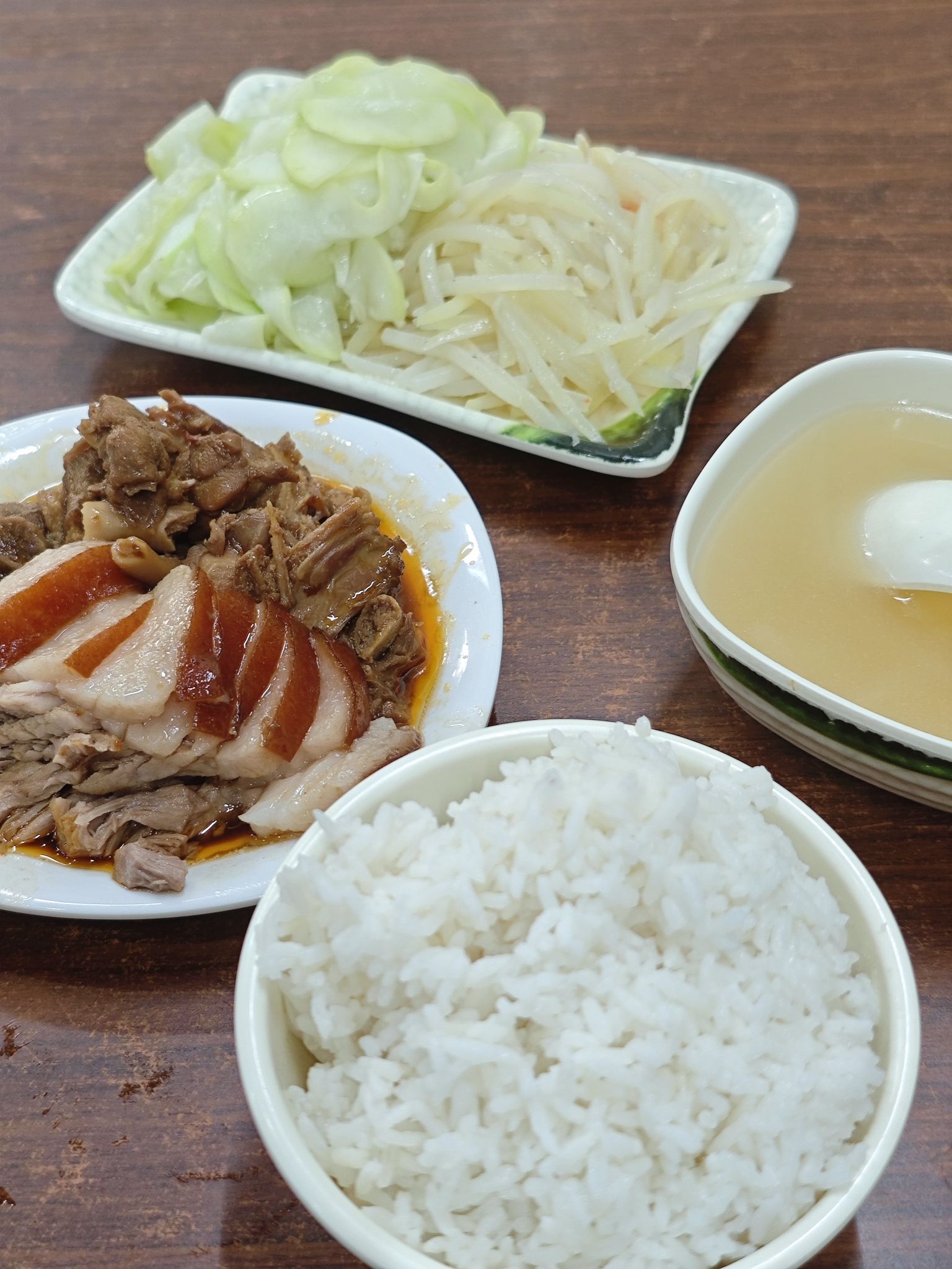 洲记隆江猪脚饭