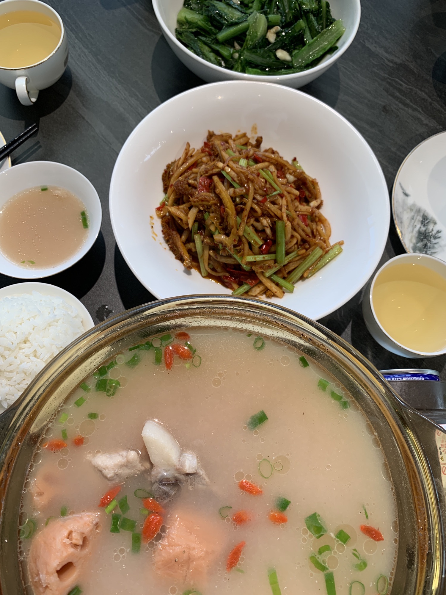 长沙印象地道湖南菜(赛里木湖店)