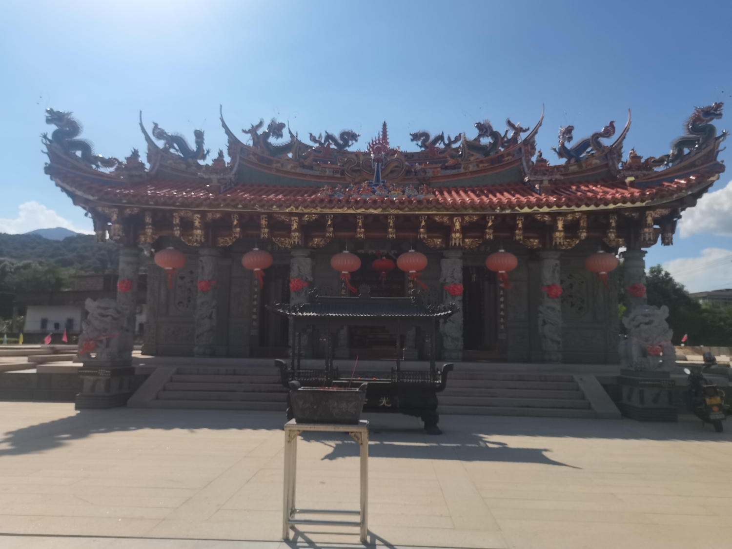 龙门镇光孝寺戏台实景照片