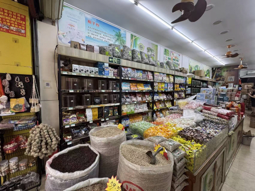 美美大胡海南特产批发(兴隆店)