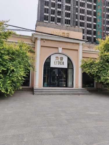 天猫优品体验店(凤凰镇店)