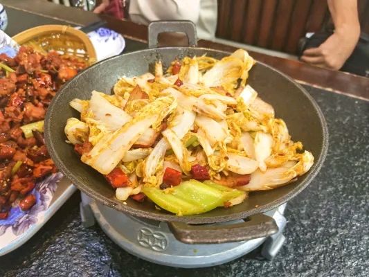 桐桉阁酱骨家常菜