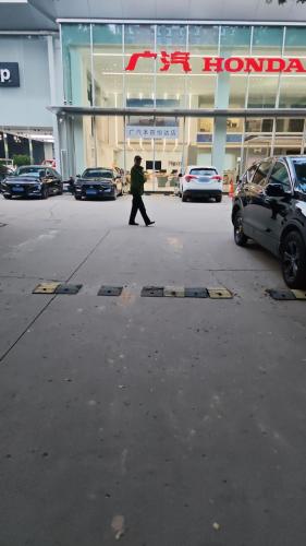 广汽本田(北二环西路辅路店)