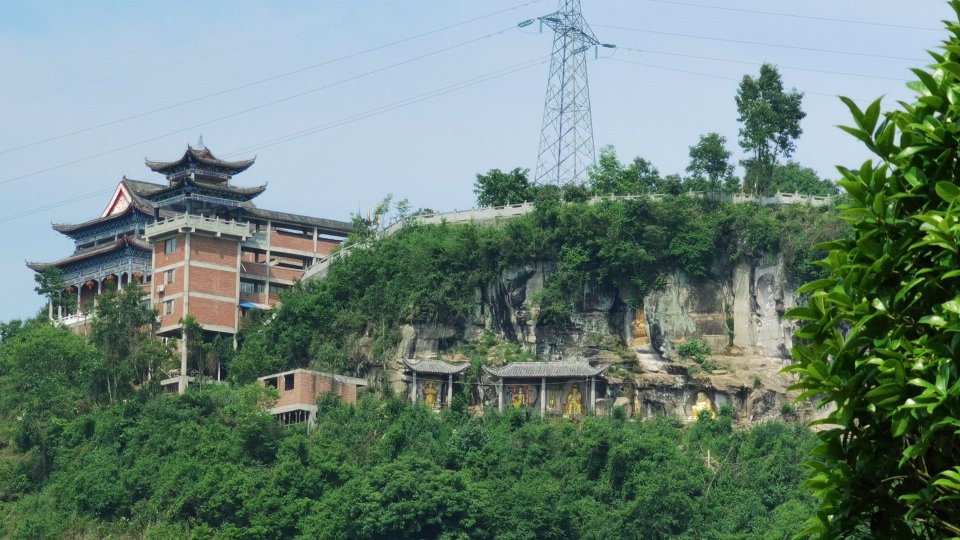 多宝寺大雄宝殿实景照片