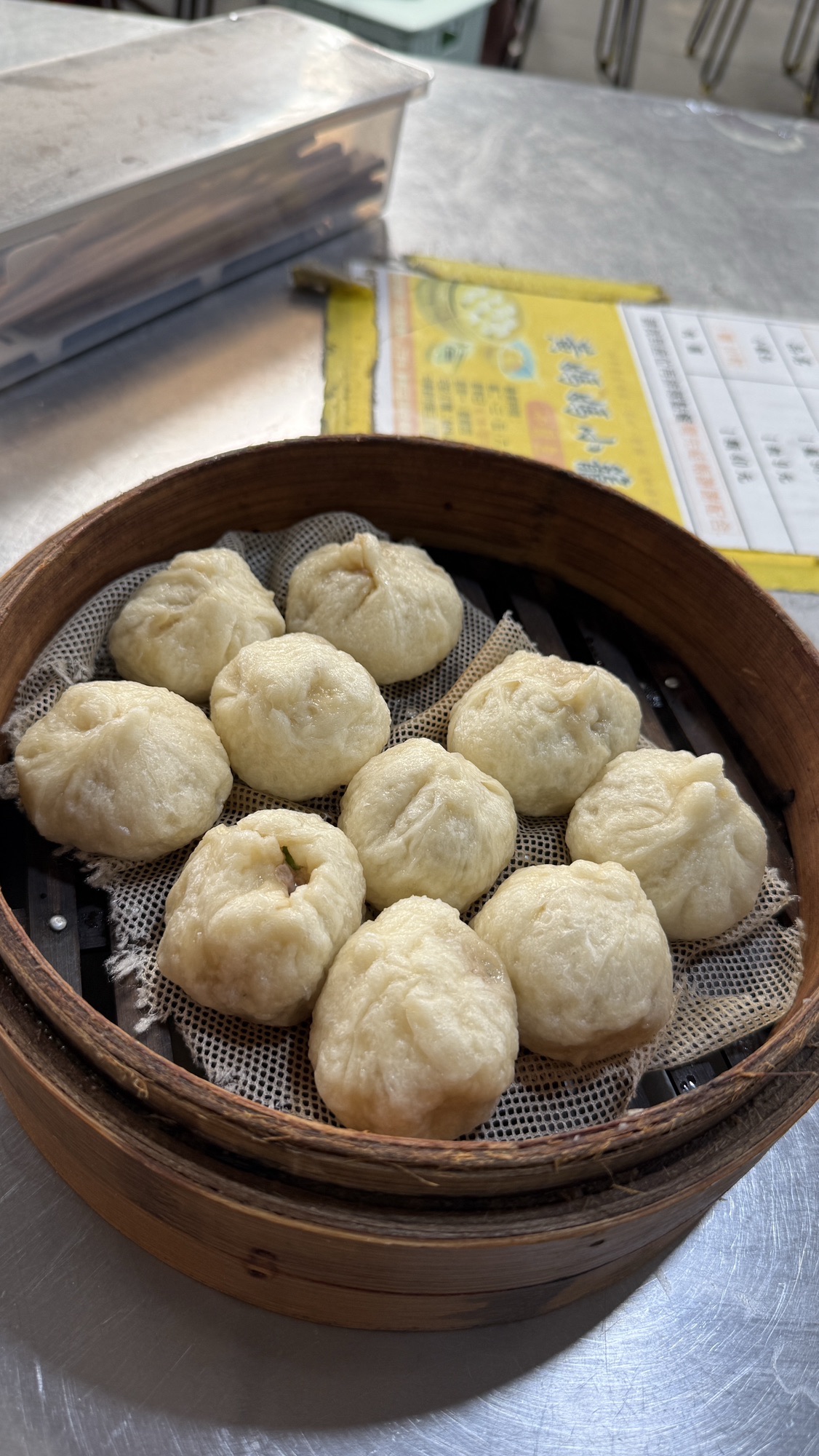 黄妈妈小笼包