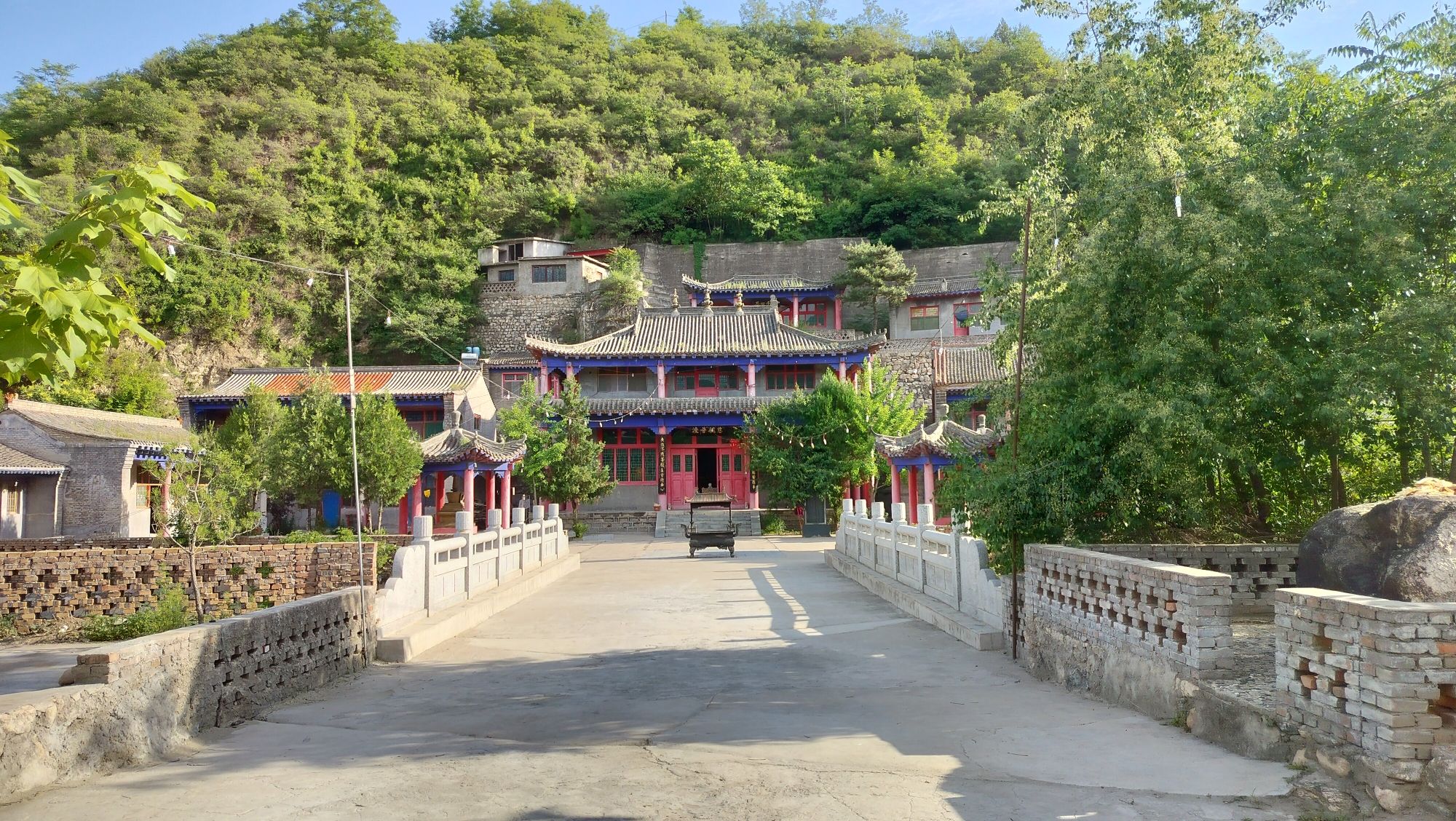 嘉荣观音寺实景照片