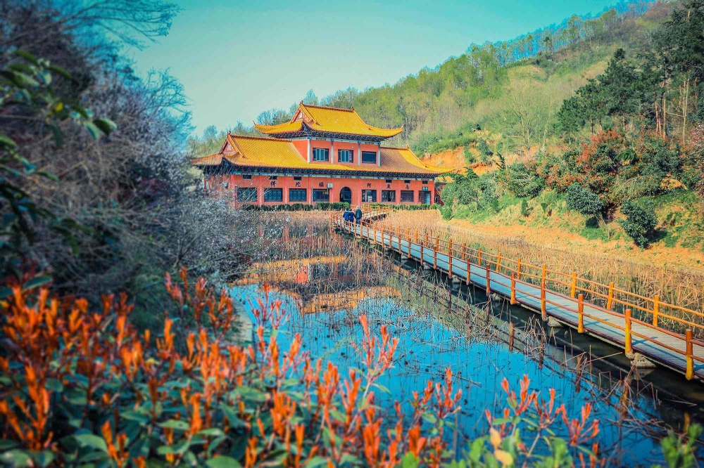 大别山石窟风景区景点图片