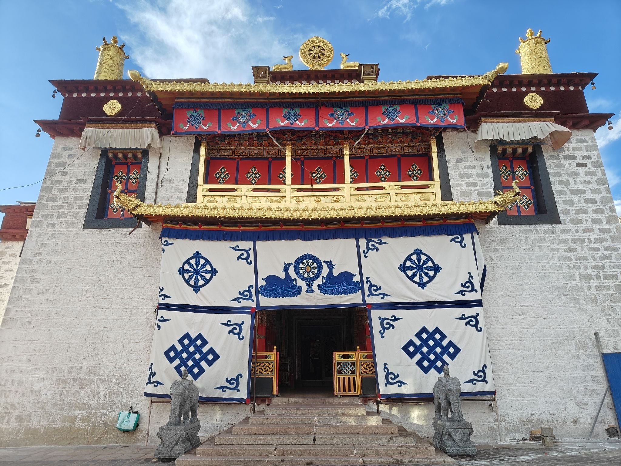 唐金寺实景照片