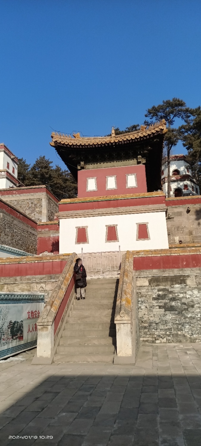 月殿实景照片