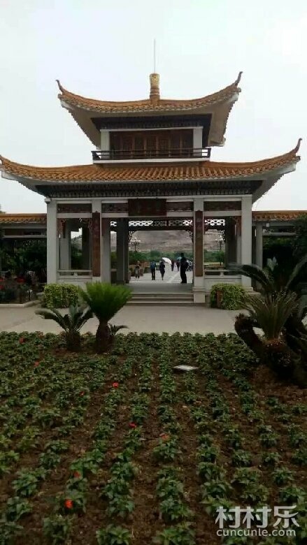 万民山庙实景照片