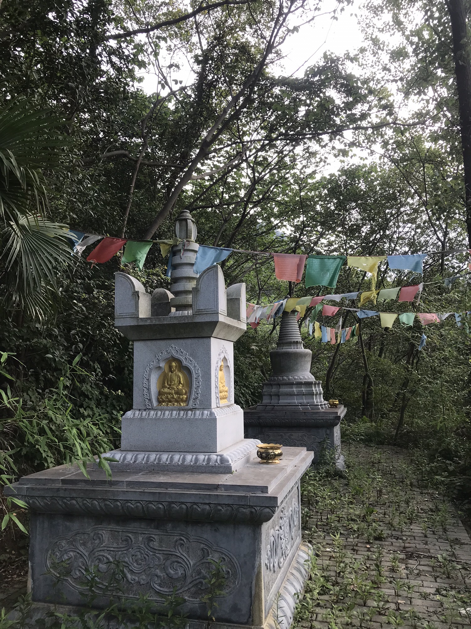 香山寺实景照片
