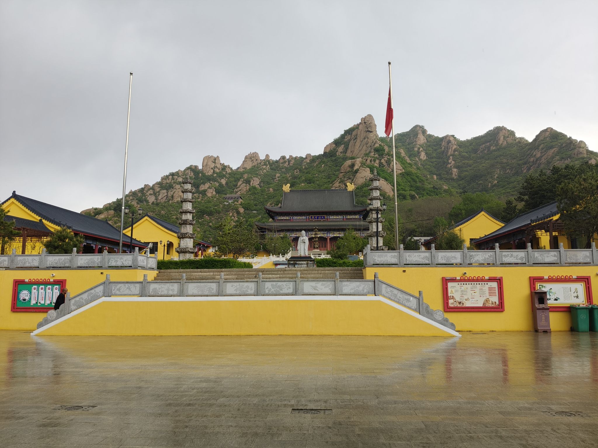 白狼山风景区-慈圣寺景区
