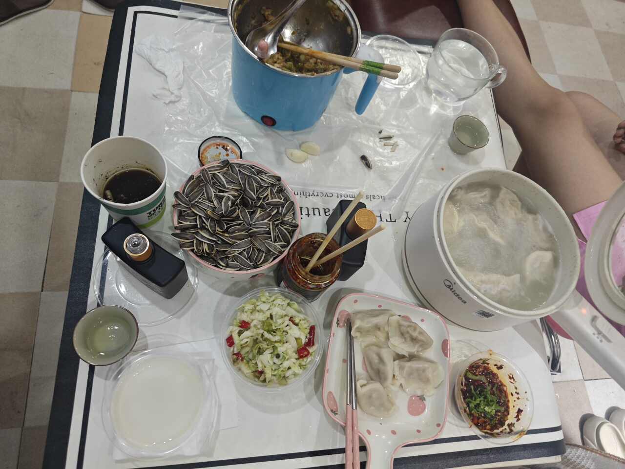 范卤坊辣皮子拌面