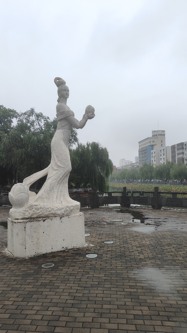 莲花女神实景照片