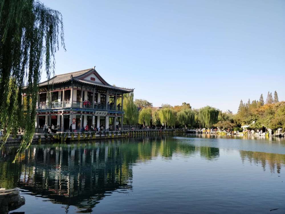 五龙潭公园景点图片