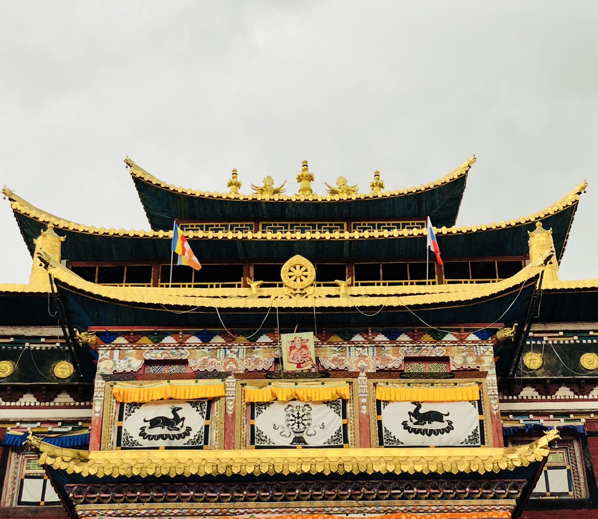 吉祥萨迦土巴寺实景照片