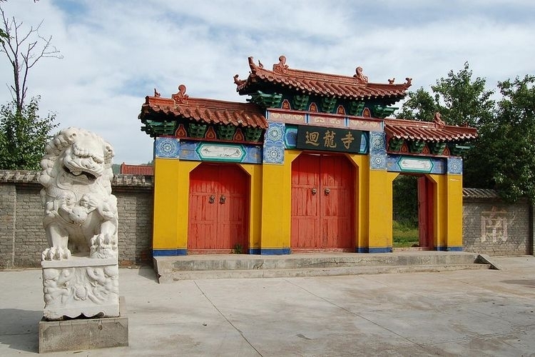 九华山回龙寺实景照片