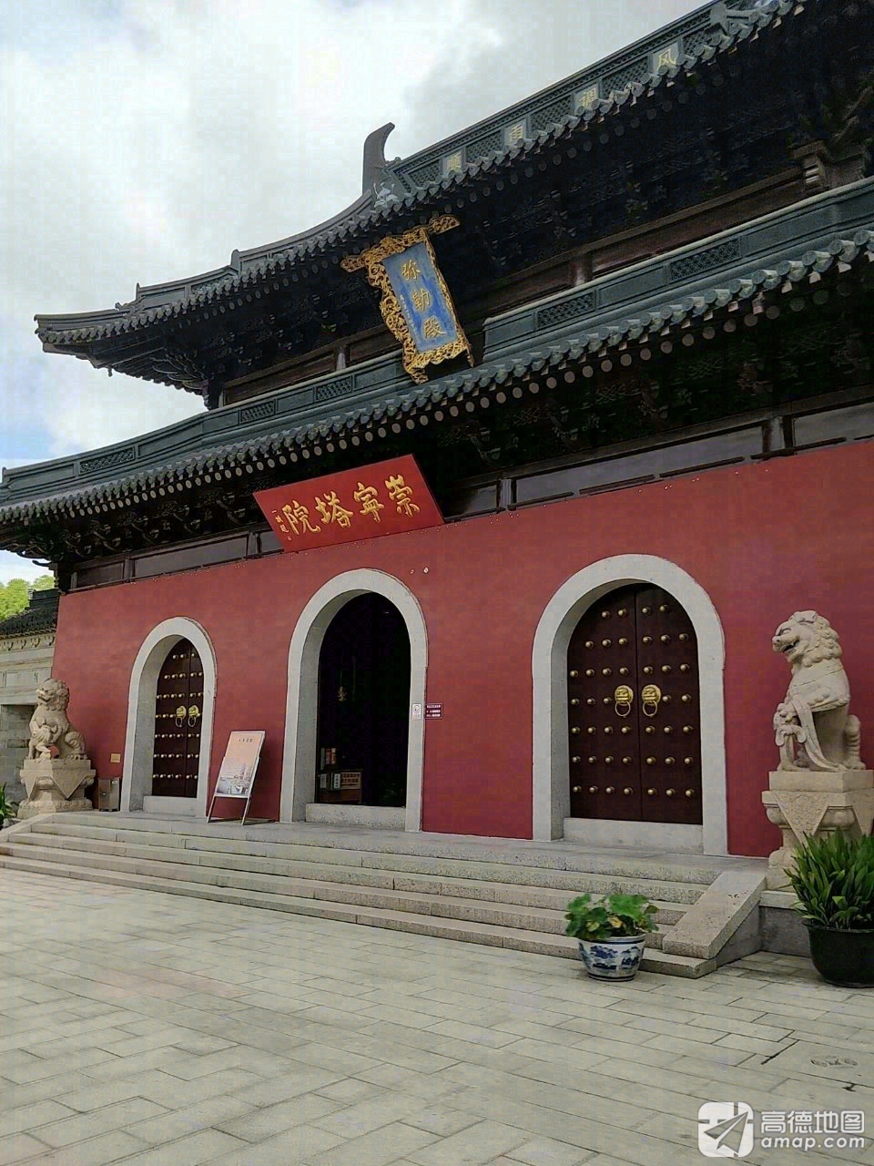 弥勒殿实景照片