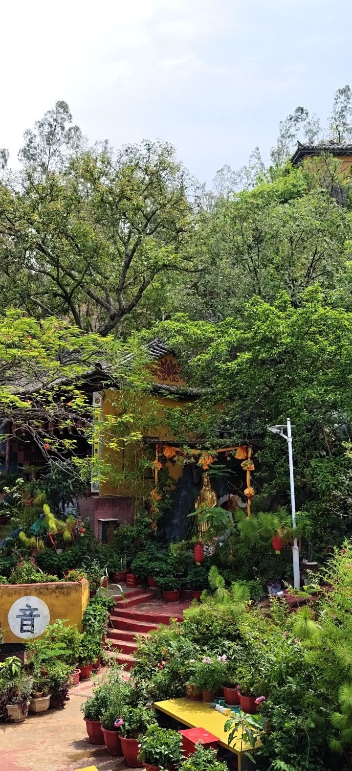 满官石观音寺实景照片